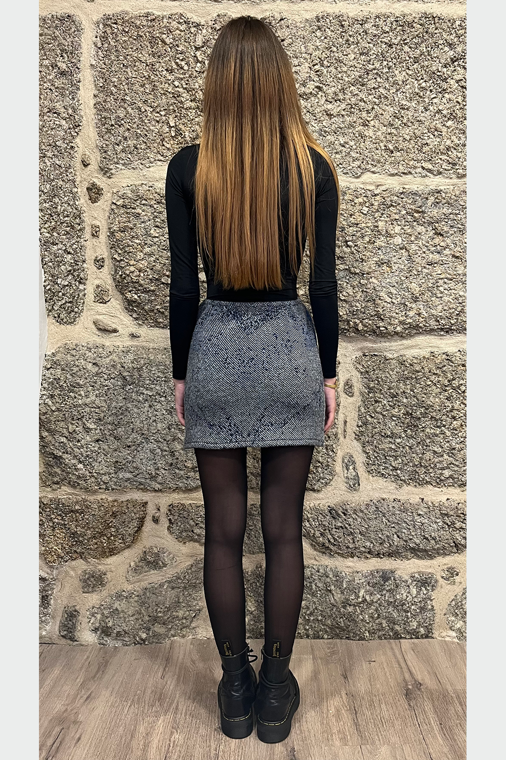 Jacquard knit short skirt image 4