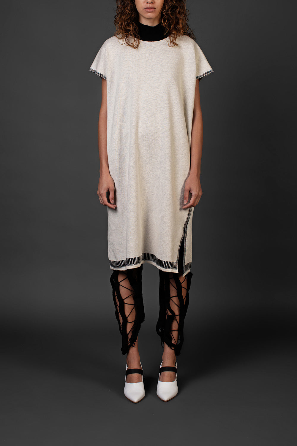 KNITWEAR JACQUARD TUNIC IN WHITE WITH BLACK FINISHINGS image 0