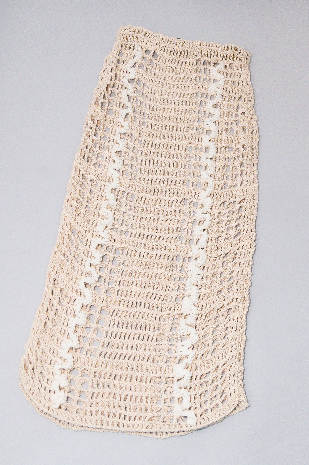 KNITWEAR CROCHET SKIRT WITH WHITE CROCHET RUFFLES image 2