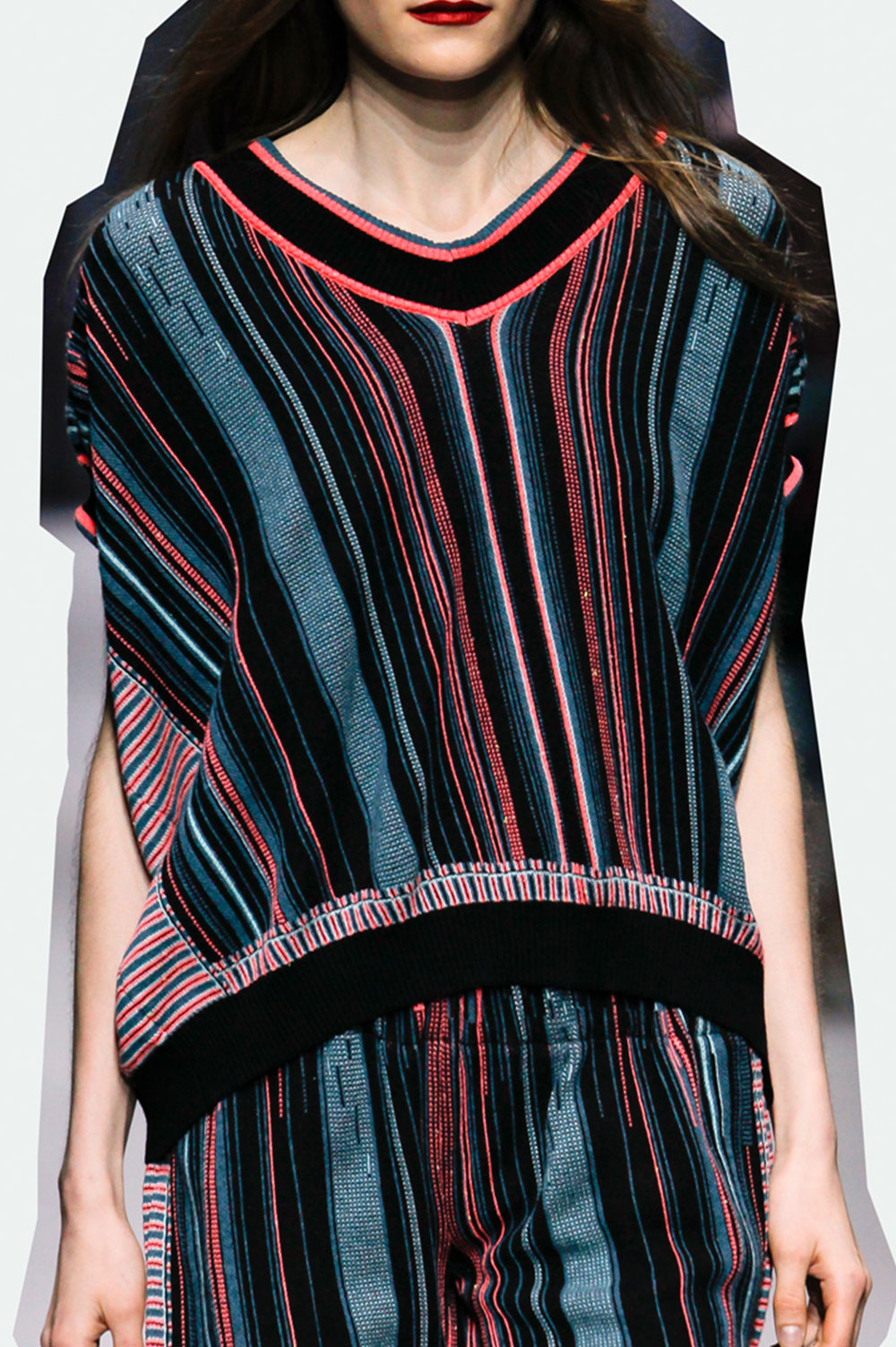 JACQUARD VEST WITH VERTICAL STRIPES image 2
