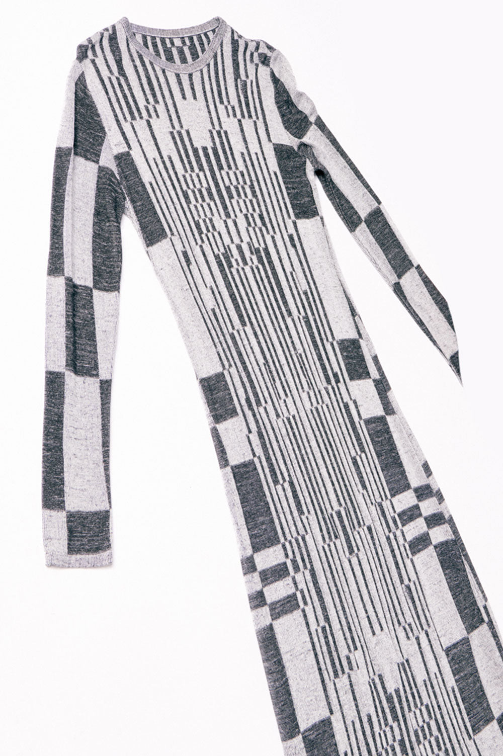 MOCK RIB MIDI DRESS IN BLACK AND GREY image 2
