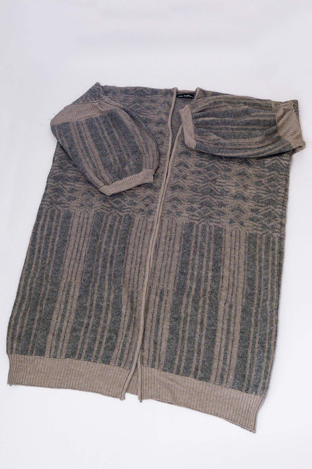 KNITWEAR JACQUARD KIMONO IN GREY AND BEIGE WITH LONG SLEEVES image 2