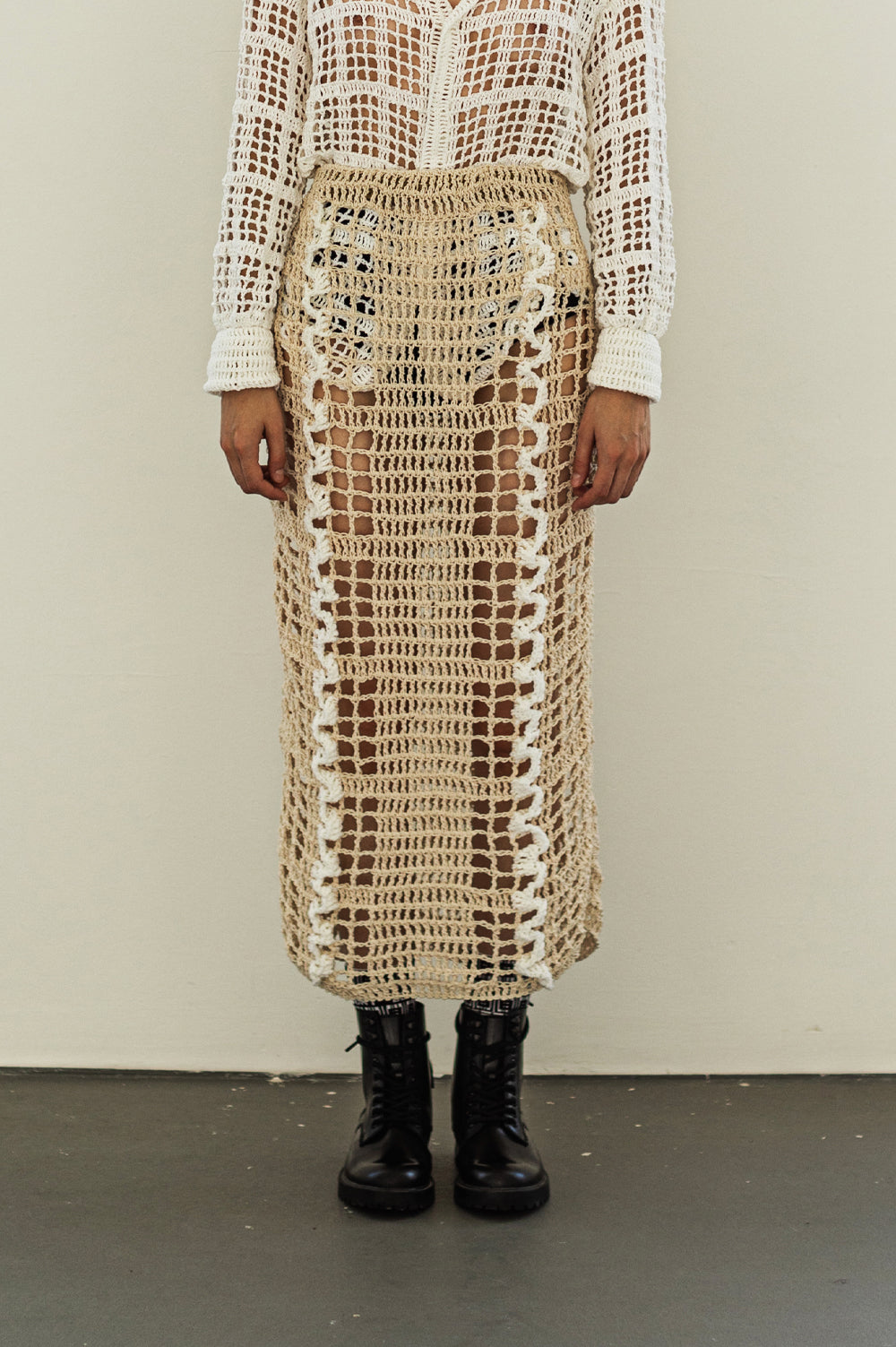 KNITWEAR CROCHET SKIRT WITH WHITE CROCHET RUFFLES image 0