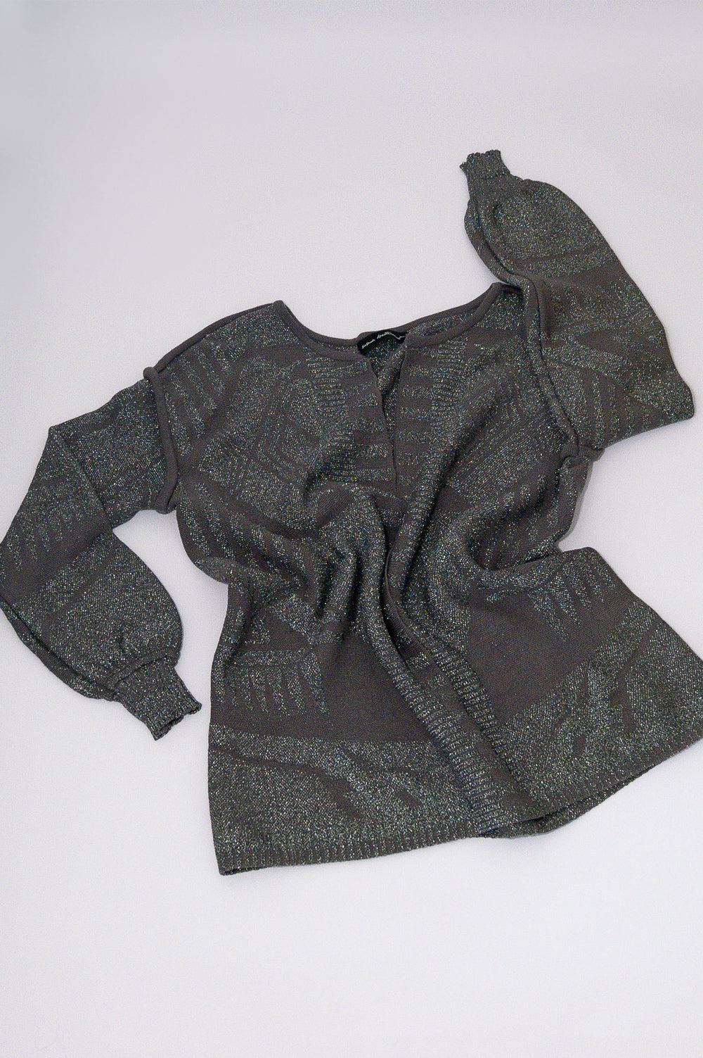 Knitwear Jacquard puff sleeve KIMONO in shiny grey image 2