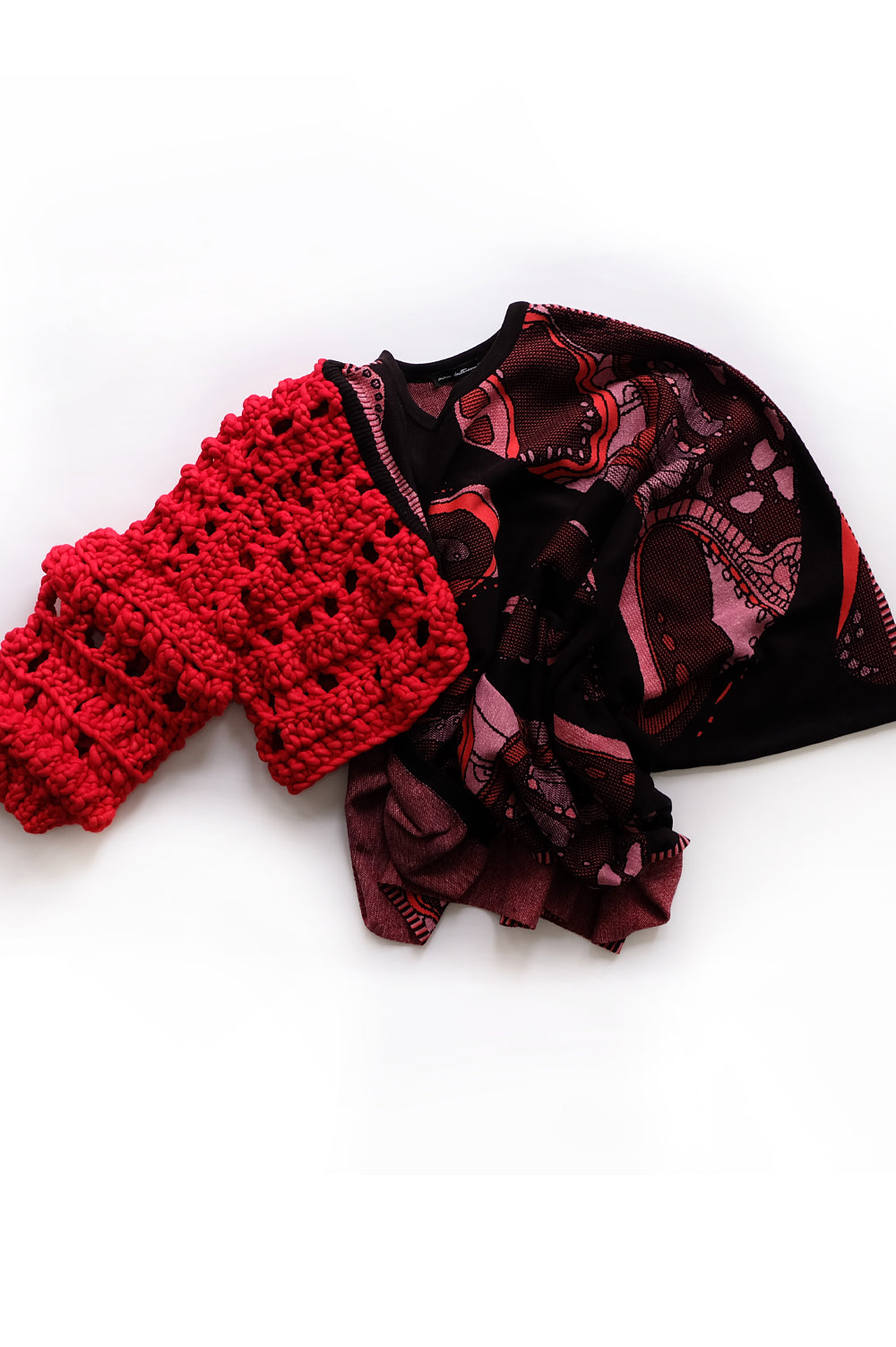 HALF KNITWEAR JACQUARD AND HALF CROCHET TUNIC IN BLACK, PINK AND RED image 2