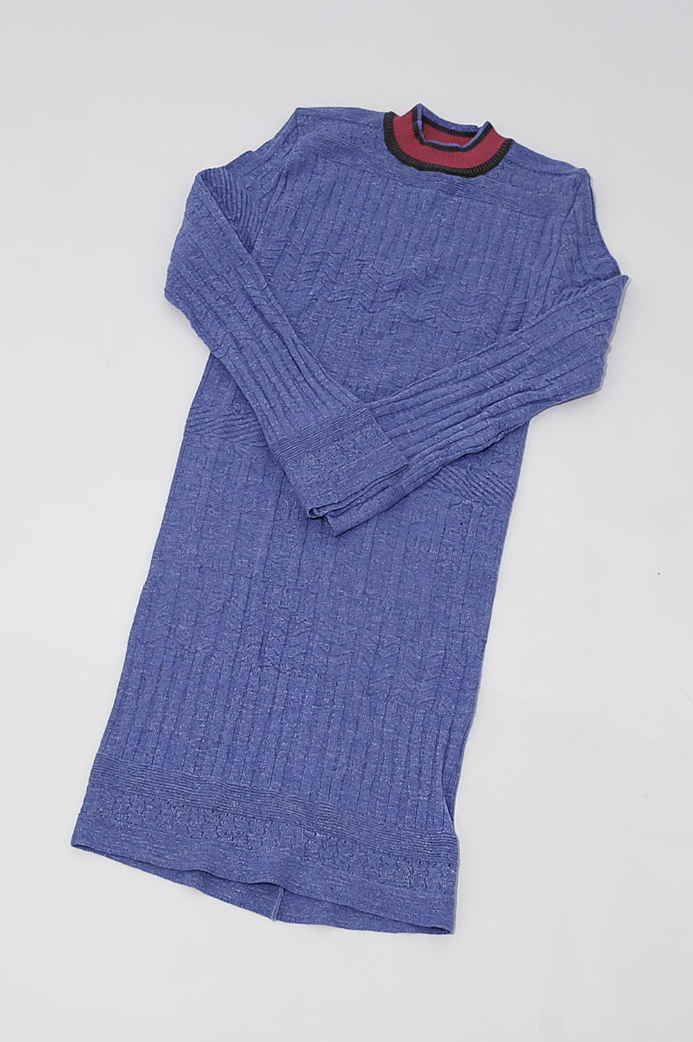 KNITWEAR STRUCTURAL STITCHES DRESS IN BLUE image 2