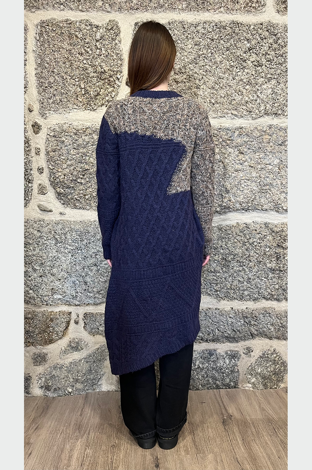 Assymetrix knit jacket with long sleeves in dark blue and brown image 4