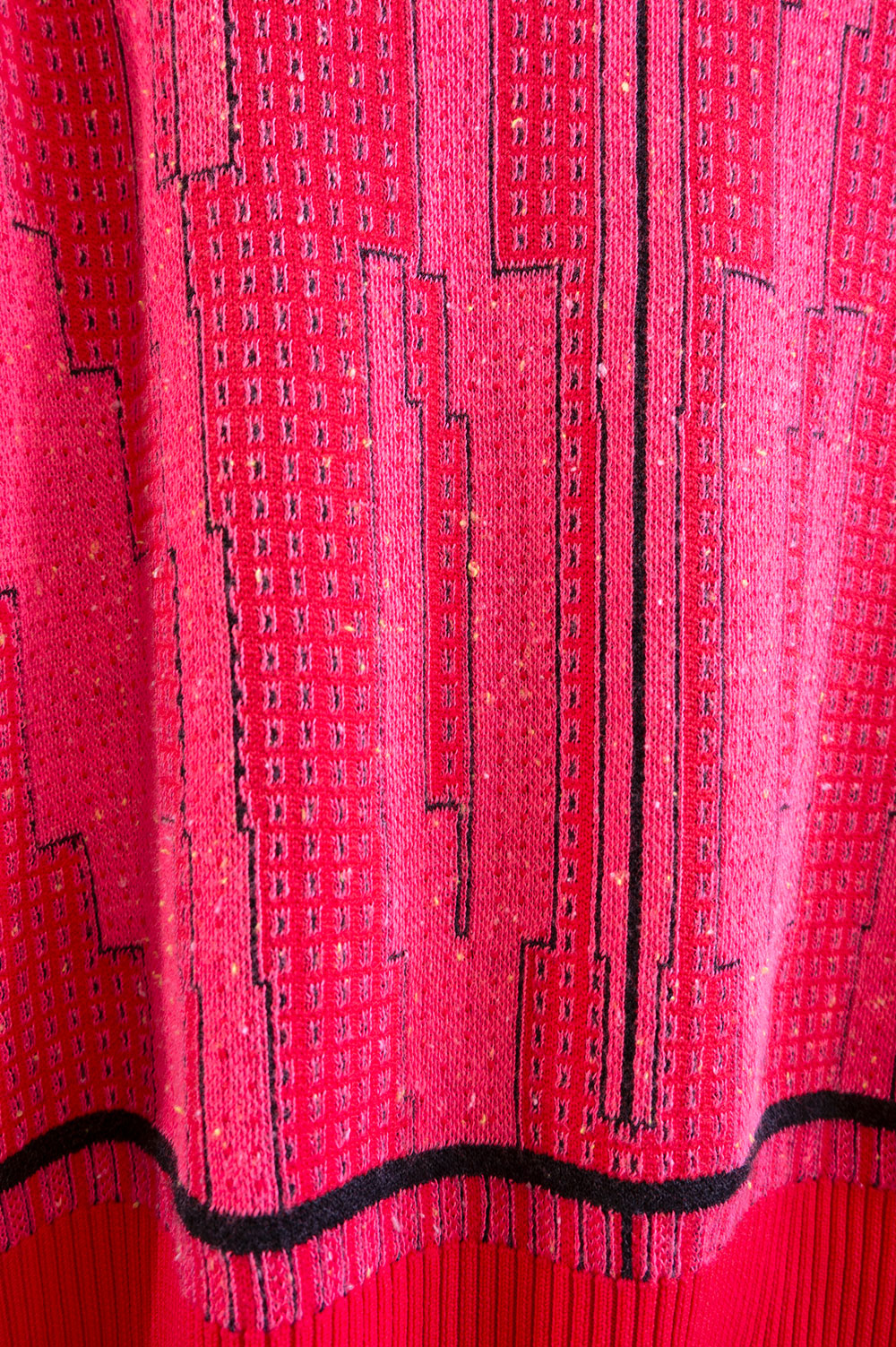 JACQUARD PINK, RED AND BLACK SWEATER WITH SHOULDER DETAILS image 5