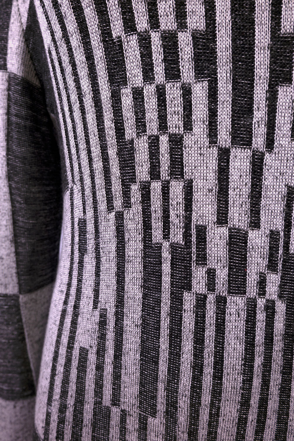 MOCK RIB MIDI DRESS IN BLACK AND GREY image 3