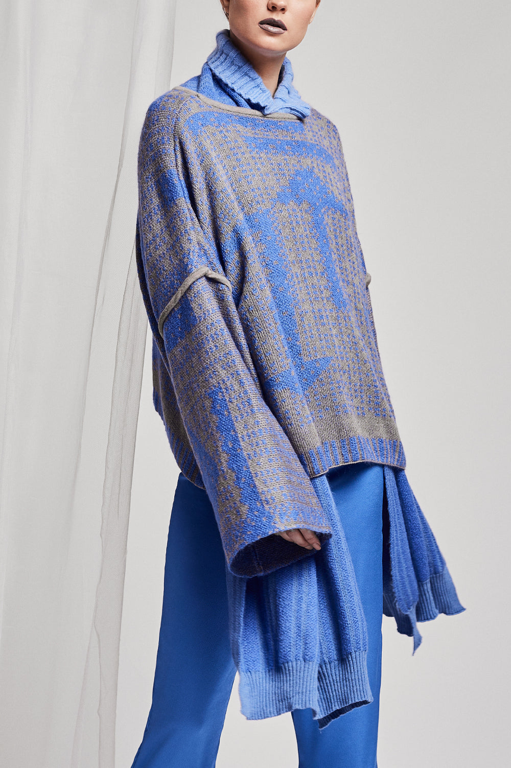 KNITWEAR JACQUARD SWEATER IN BLUE AND GREY WITH LONG STRAIGHT SLEEVES image 0