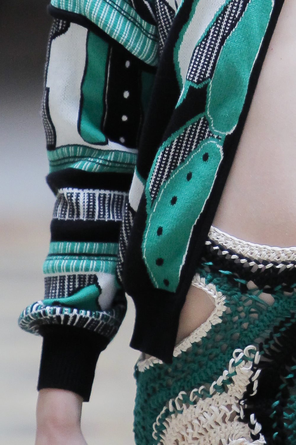 KNITWEAR JACQUARD PATTERNED GREEN JACKET image 2