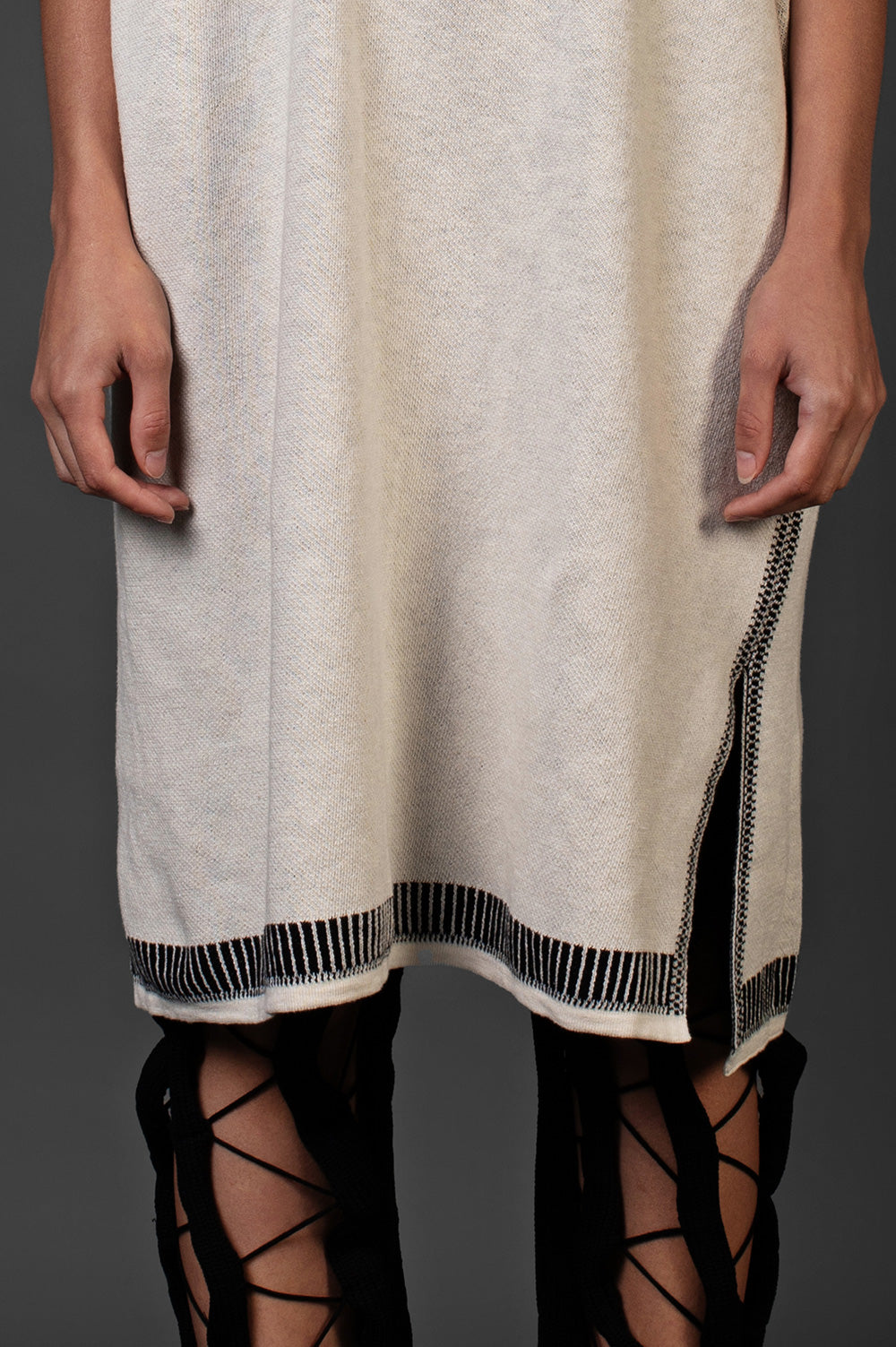 KNITWEAR JACQUARD TUNIC IN WHITE WITH BLACK FINISHINGS image 1