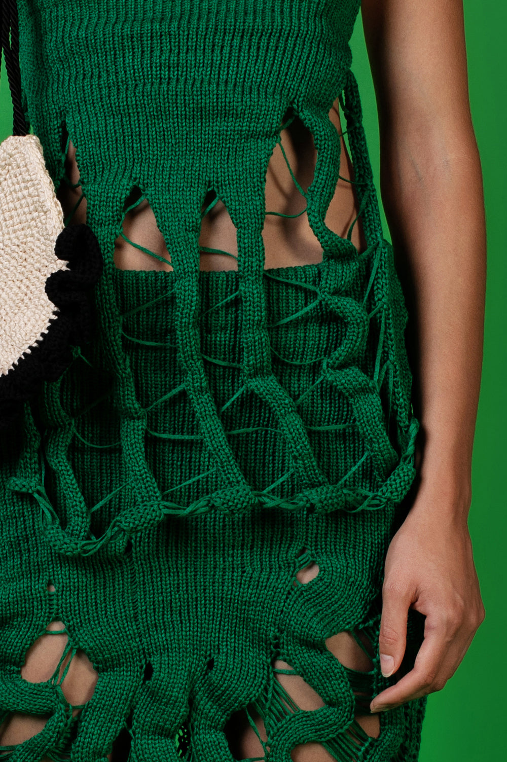 TUCK STRUCTURED KNITWEAR TOP KNITTED BY HAND IN GREEN image 2