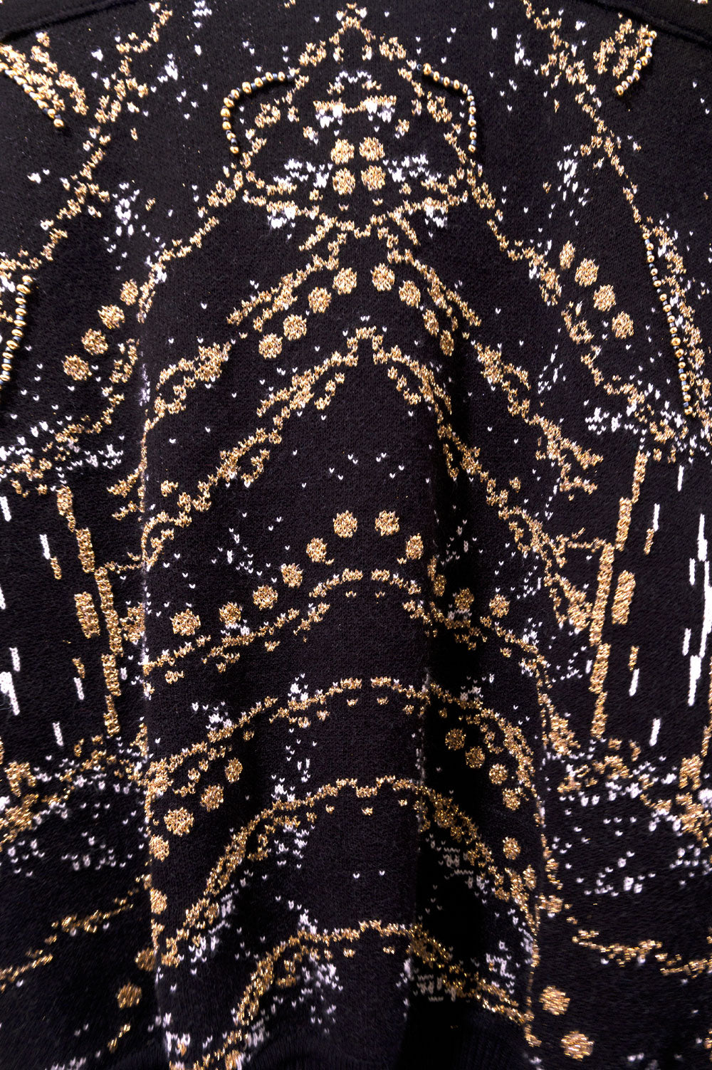 JACQUARD TOP WITH STONES EMBROIDEY DETAIL image 1