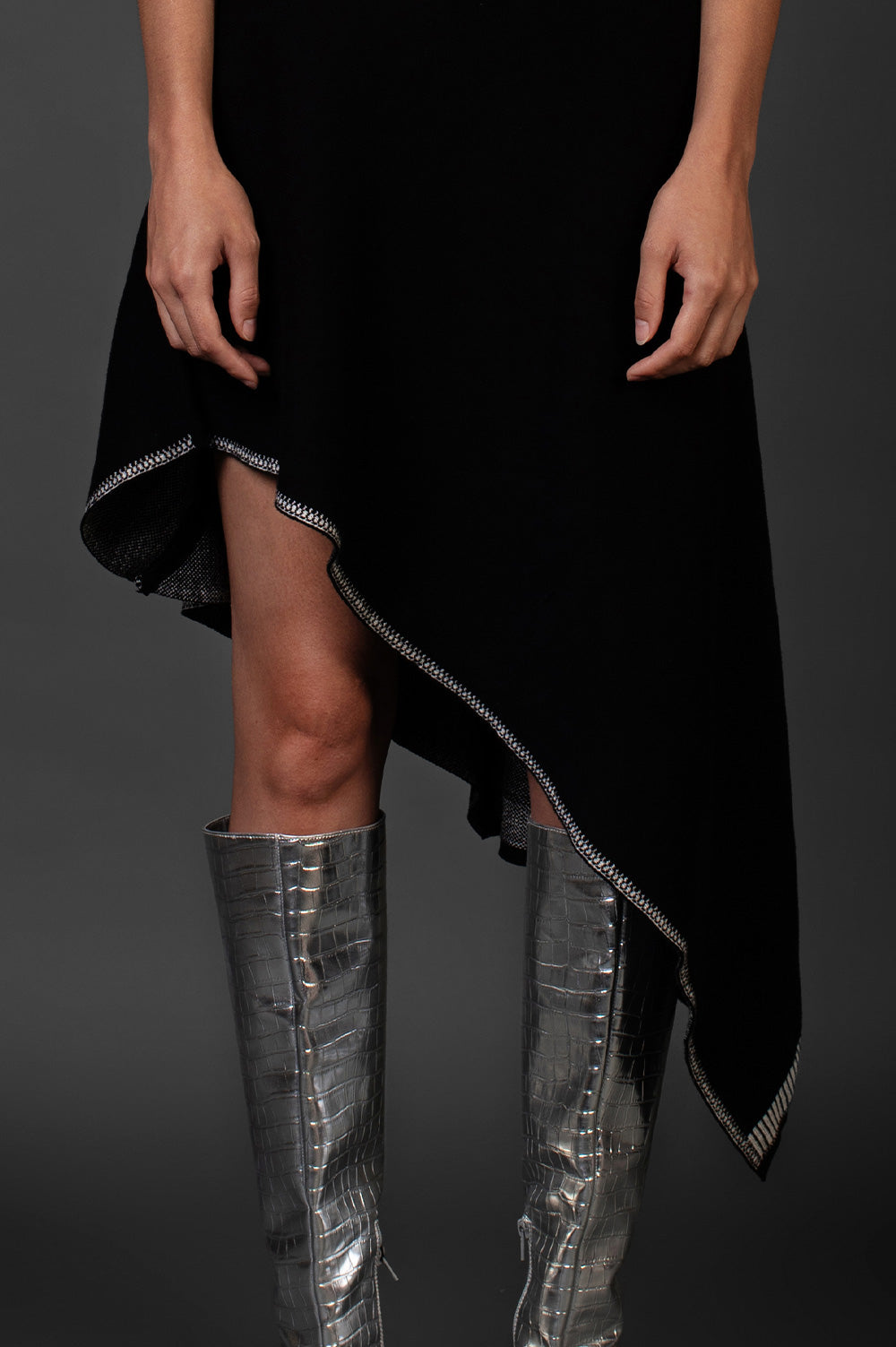 KNITWEAR JACQUARD ASYMMETRICAL ONE-STRAP DRESS IN BLACK image 2