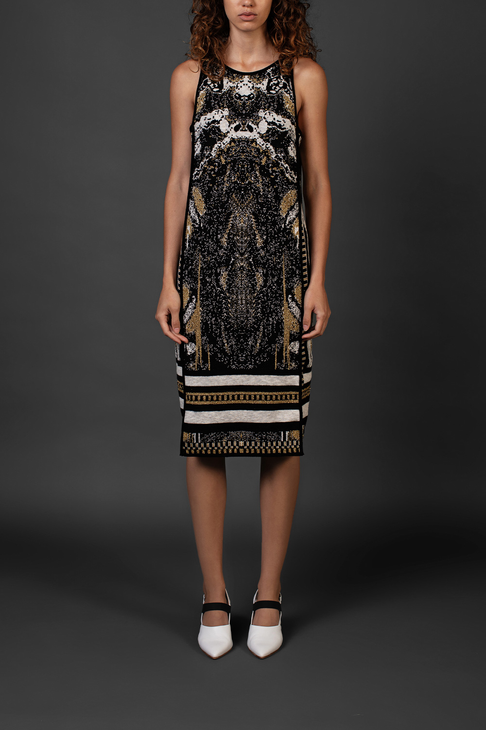 Shinny gold jacquard knitted dress with black trimming detail